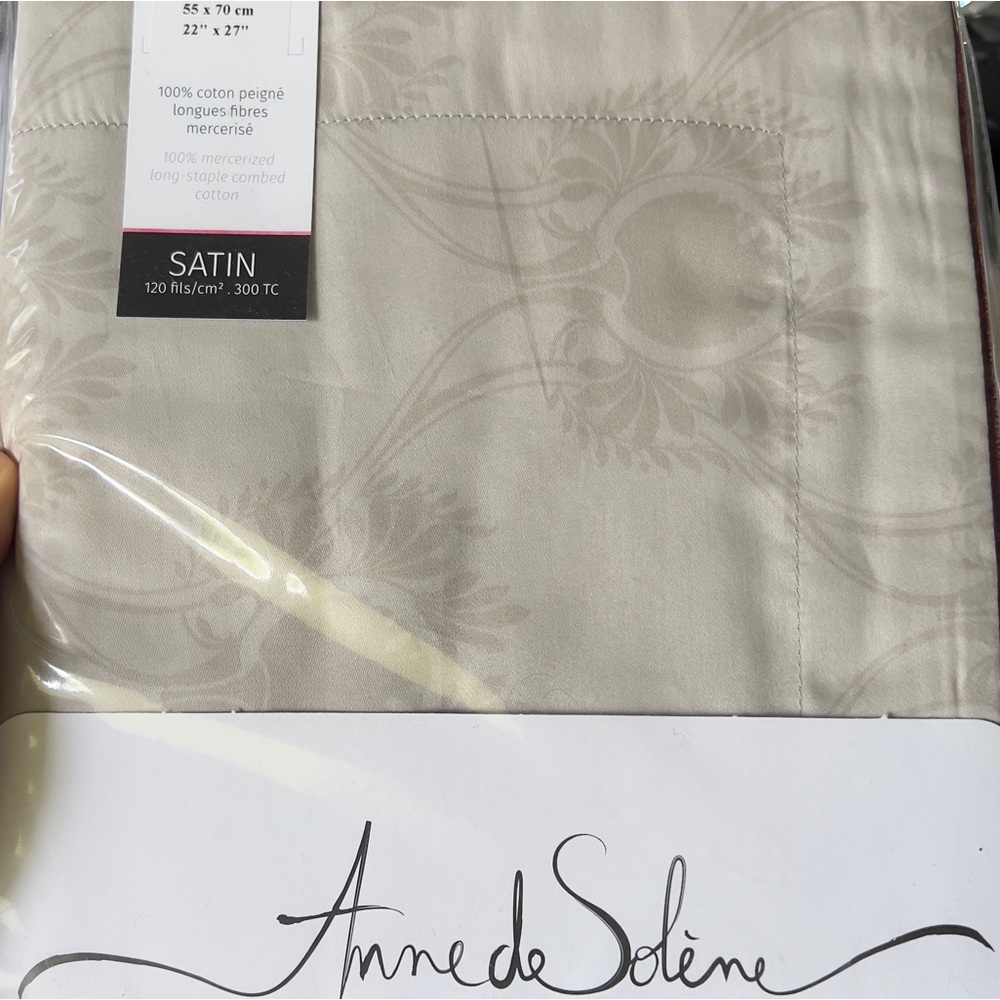 NEW Anne de Solène Merveille 300 Thread Count Standard Sham  22"W x 27"L Cotton